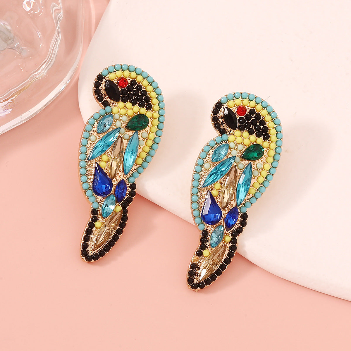 Pendiente clásico con encanto atemporal