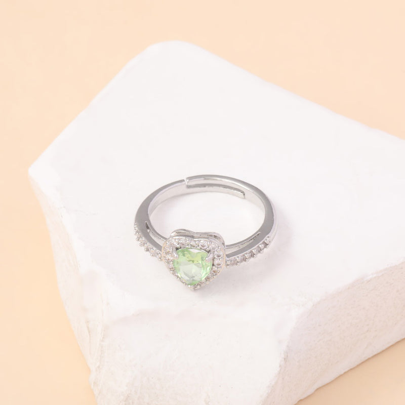 Anillo hermoso con estilo único