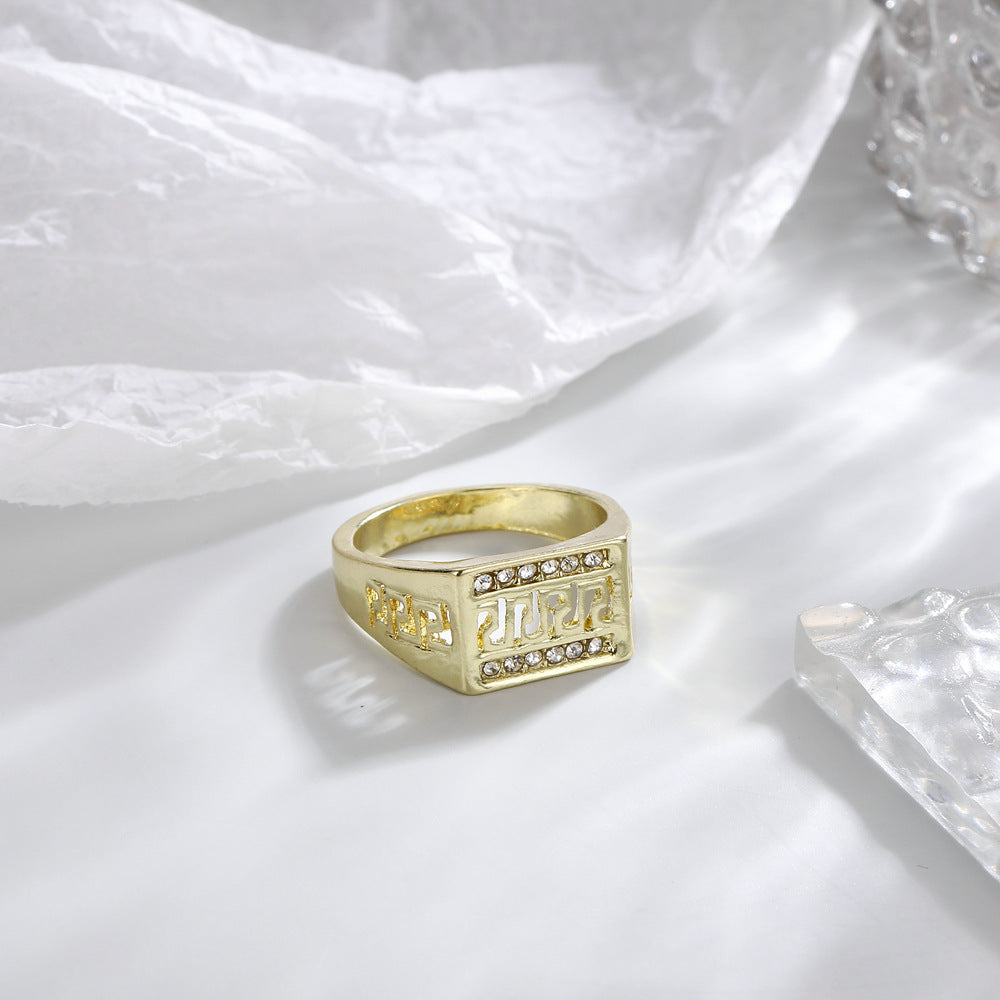 Oro Anillo artesanal delicado