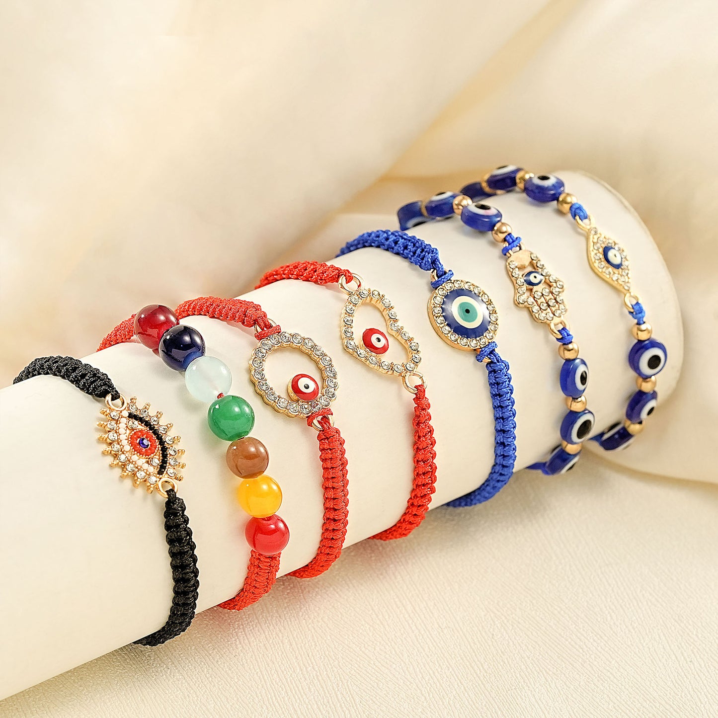 Pulsera clásico con encanto atemporal