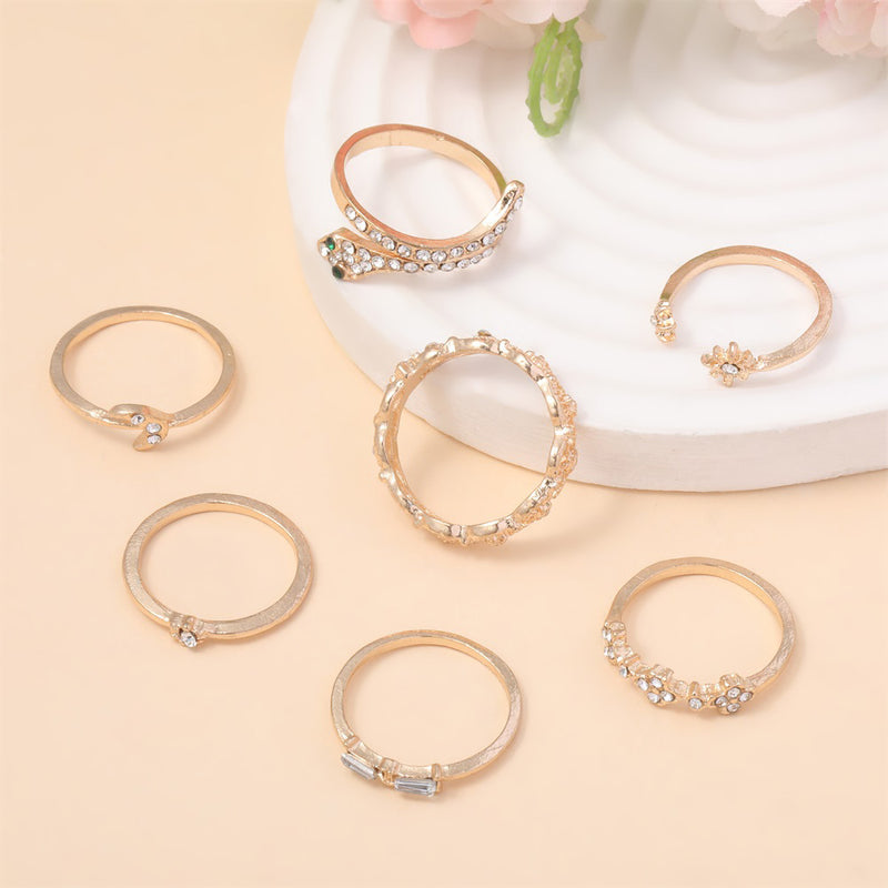 Oro Anillo hermoso con estilo único