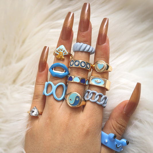 Anillo hermoso con estilo único