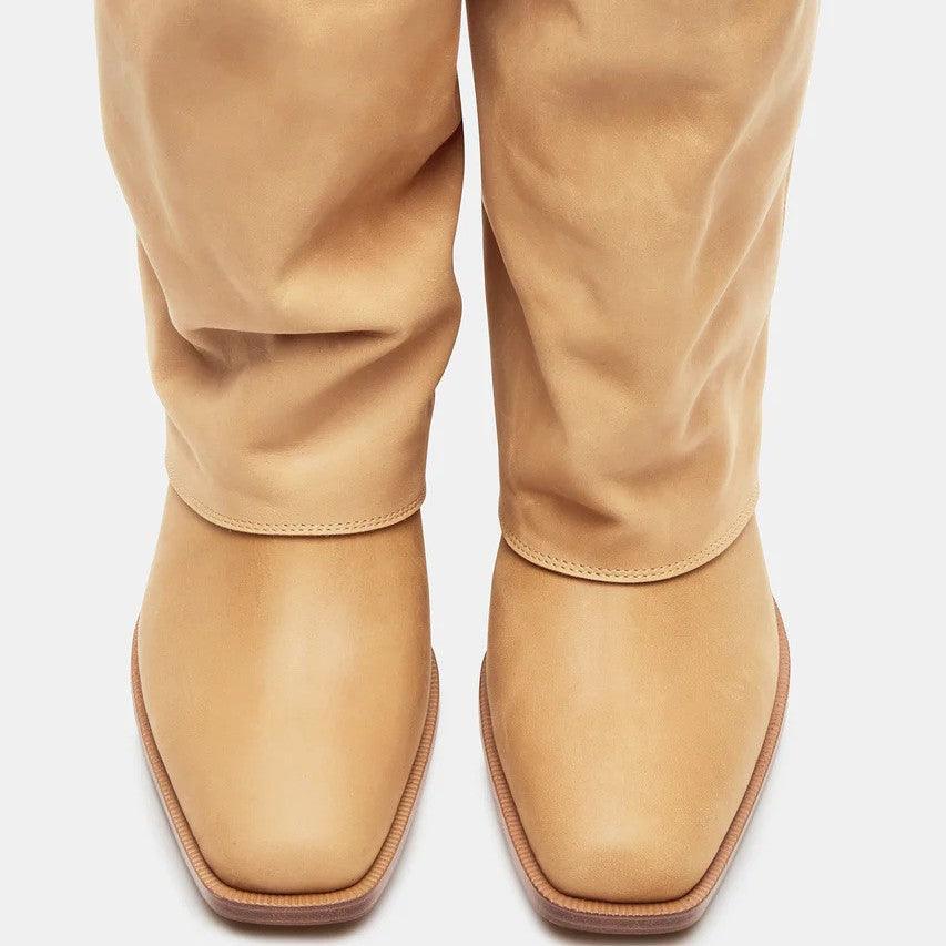Botas Ortopédicos Elegantes con Look Moderno