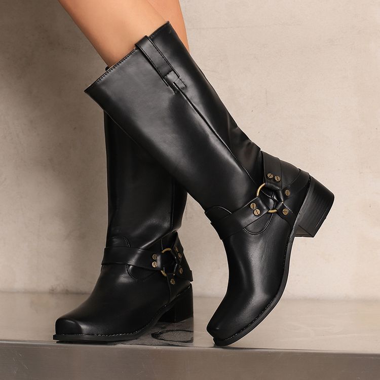 Botas ortopédicas magníficamente confeccionadas