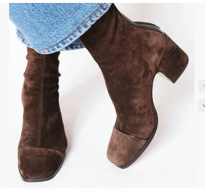 Botas ortopédicas elegantes para un look moderno