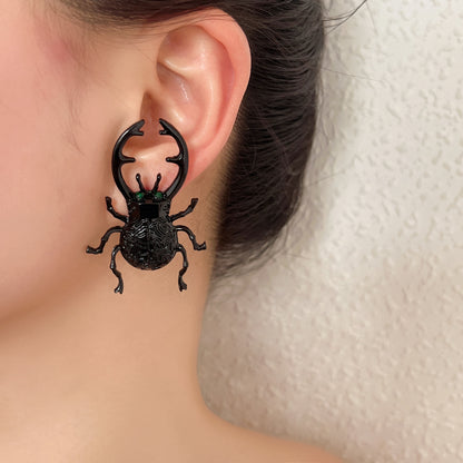 Pendiente clásico con encanto atemporal