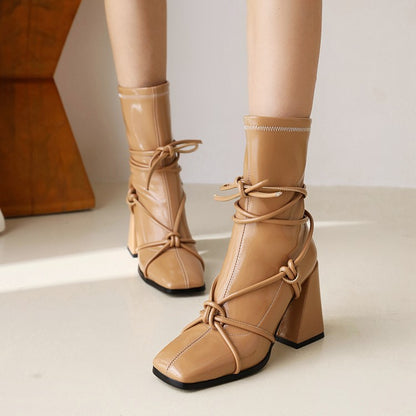 Botas Ortopédicos de Inspiración Vintage