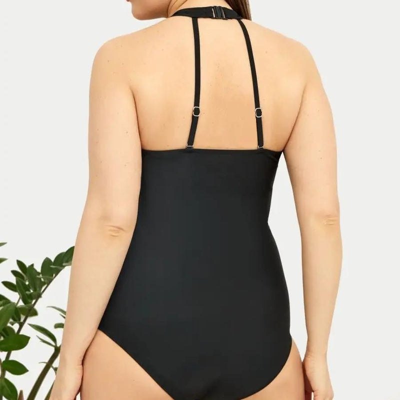 Beautifully Finished Garment in a Timeless Design