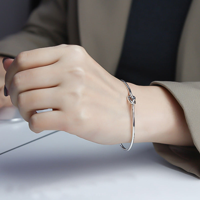 Pulsera hermoso con estilo único