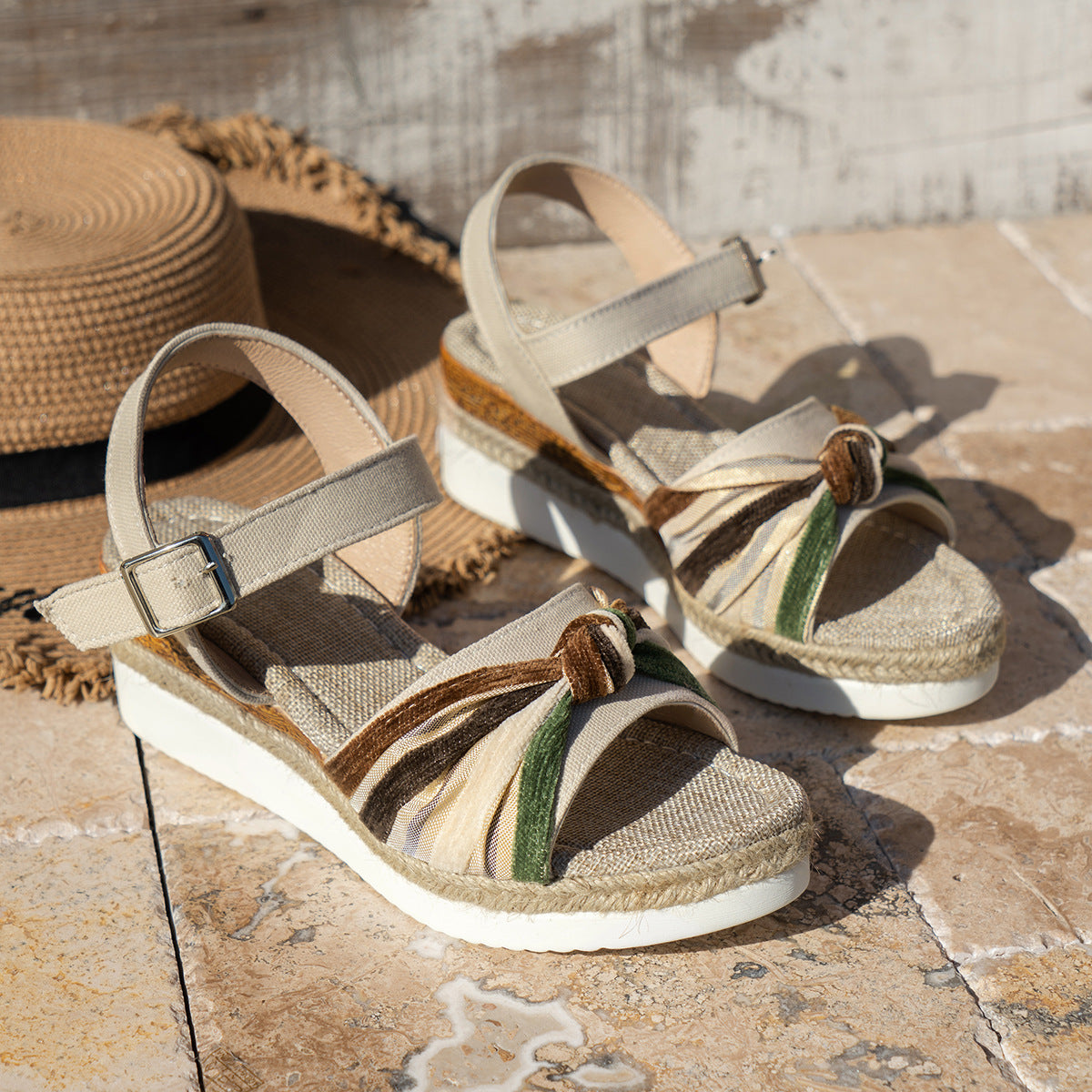 Sandalias Ortopédicos Elegantes con Look Moderno