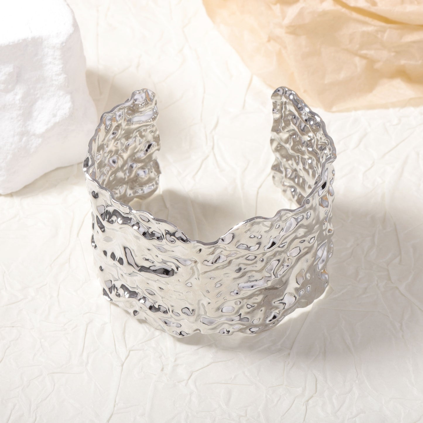 Pulsera clásico con encanto atemporal