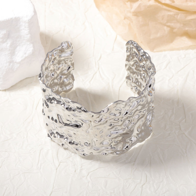 Pulsera clásico con encanto atemporal