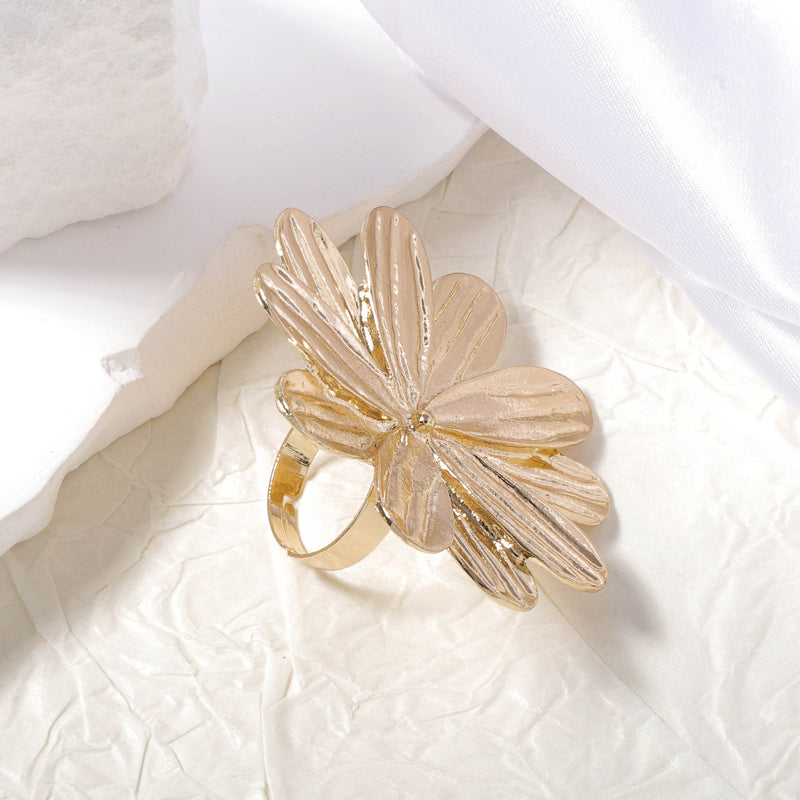 Anillo romántico para momentos especiales