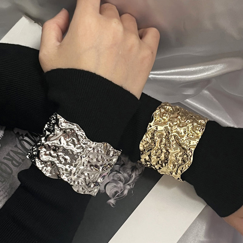 Pulsera clásico con encanto atemporal