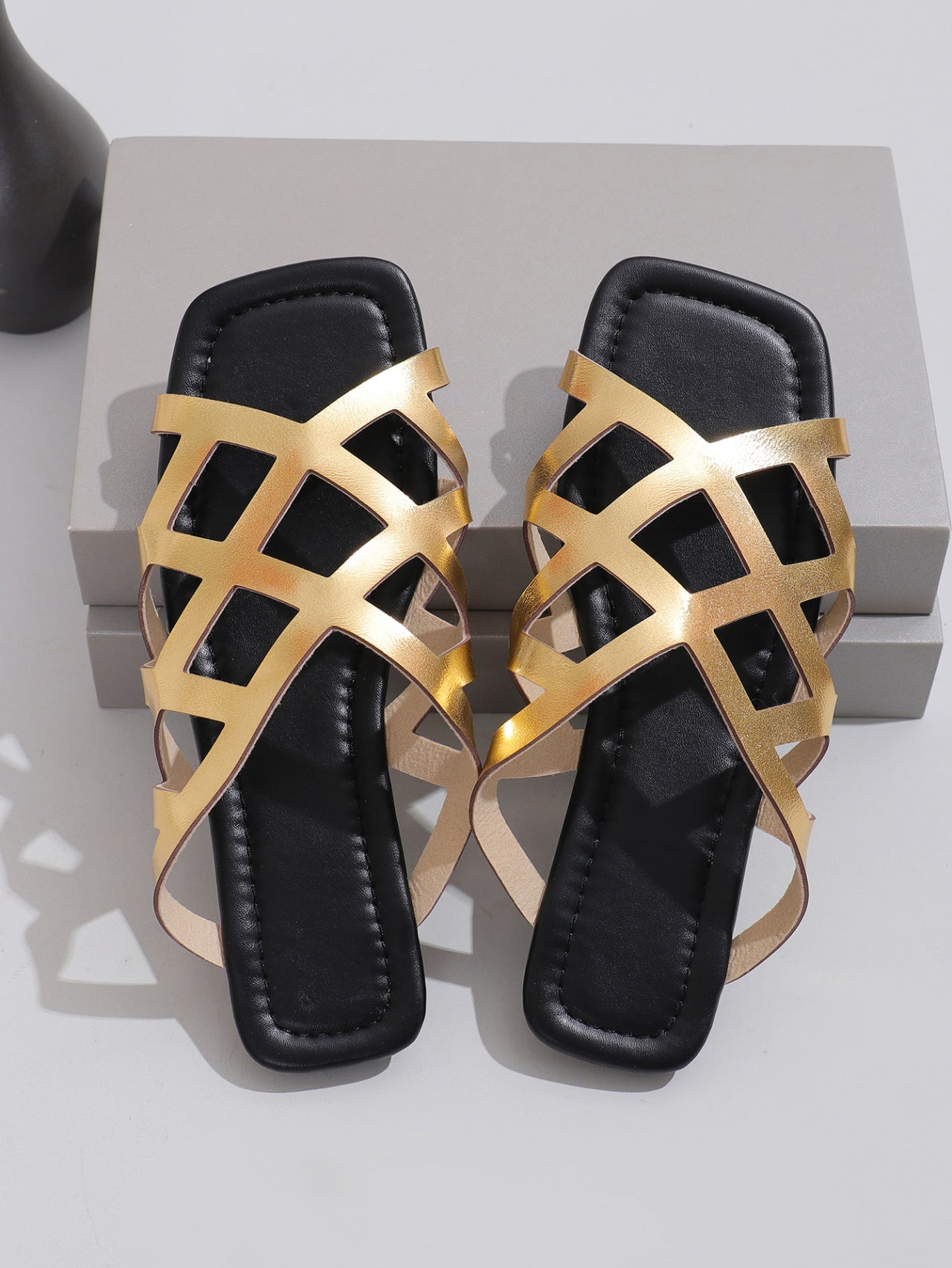 Sandalias Ortopédicos Clásicos con Estilo Atemporal