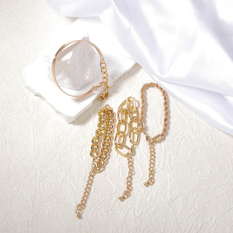 Pulsera clásico con encanto atemporal