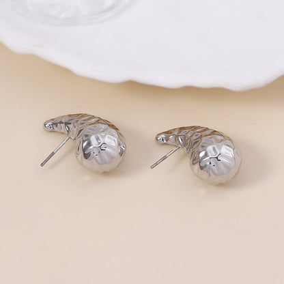 Pendiente clásico con encanto atemporal