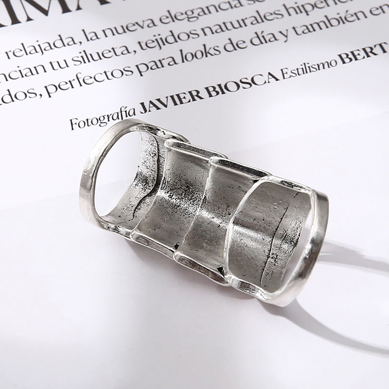 Anillo hermoso con estilo único