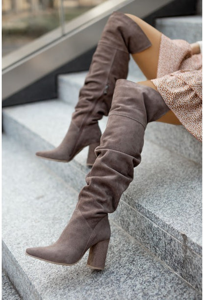 Botas Ortopédicos Elegantes para Cada Paso