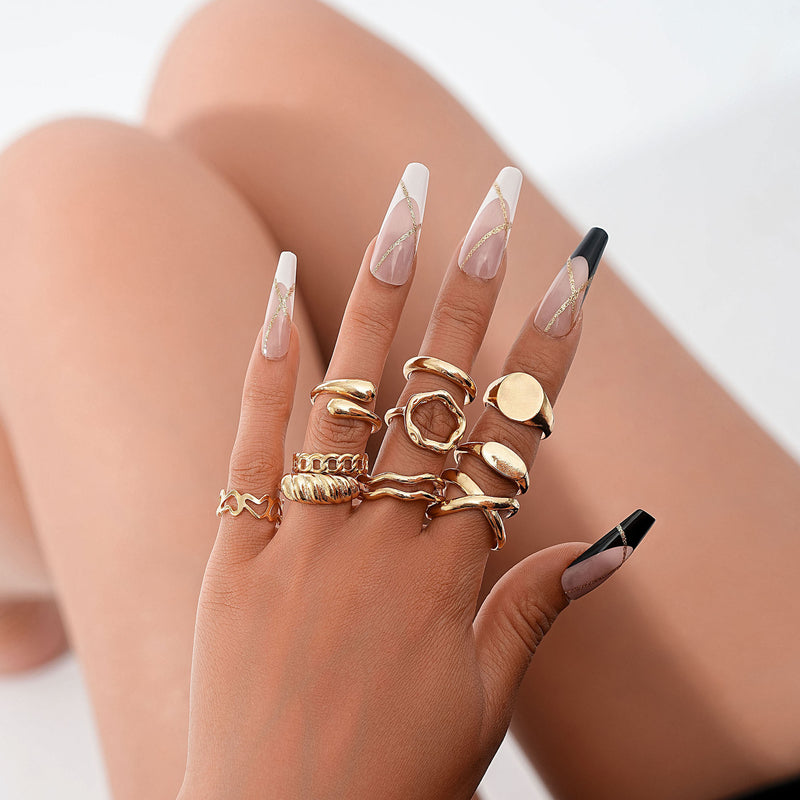 Oro Anillo clásico con encanto atemporal