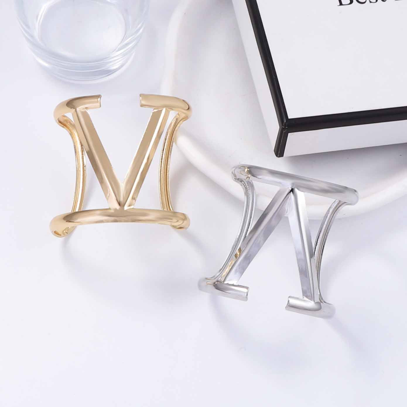 Pulsera hermoso con estilo único