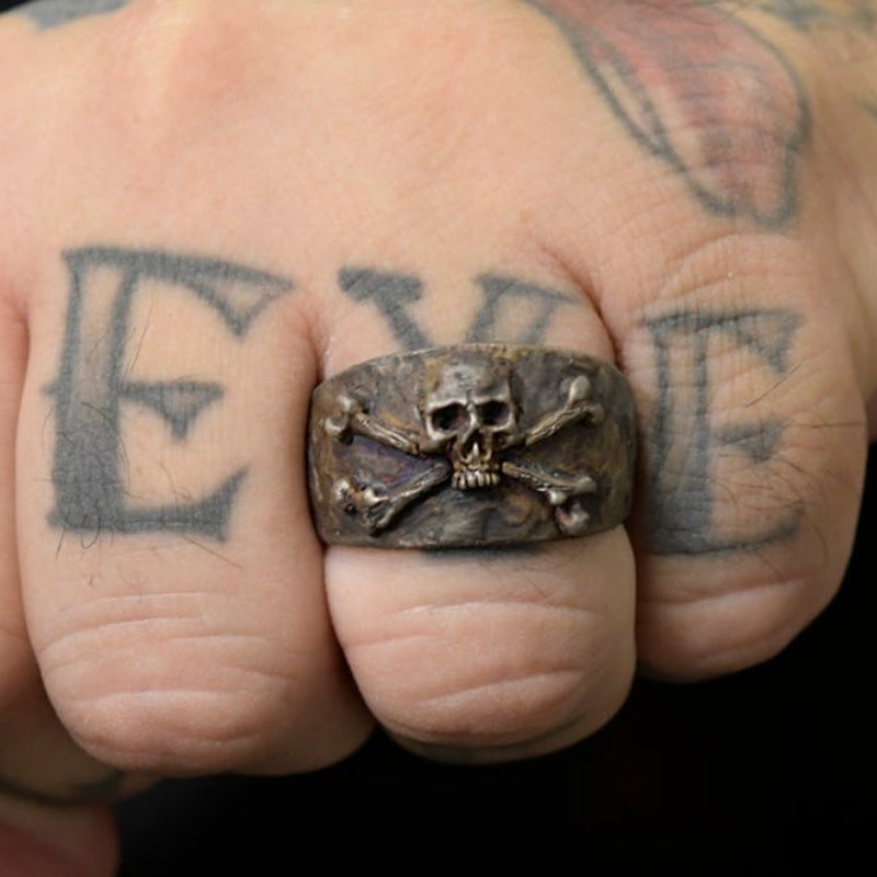 Anillo hermoso con estilo único