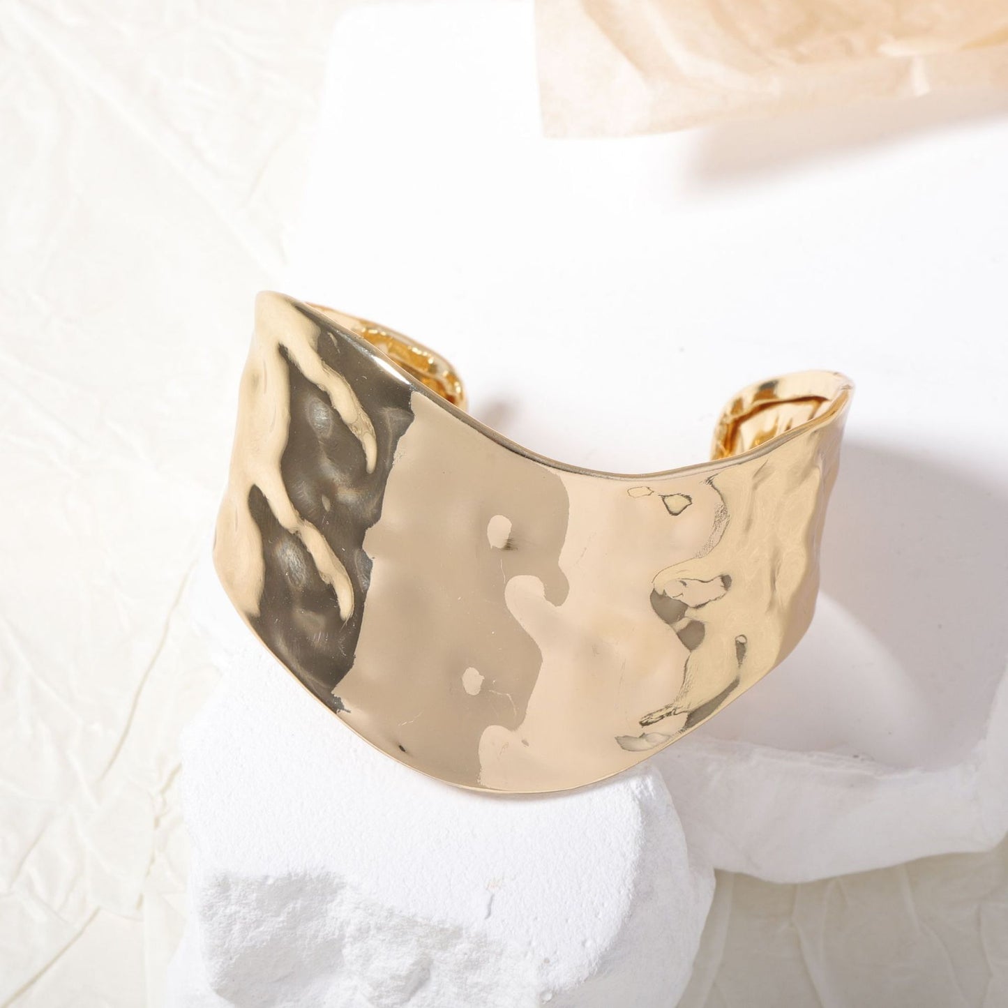 Pulsera clásico con encanto atemporal