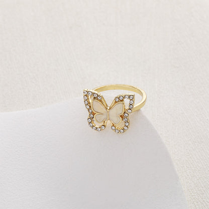 Oro Anillo hermoso con estilo único