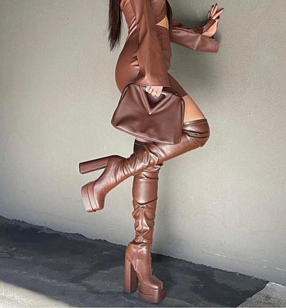 Botas ortopédicas elegantes para un look moderno