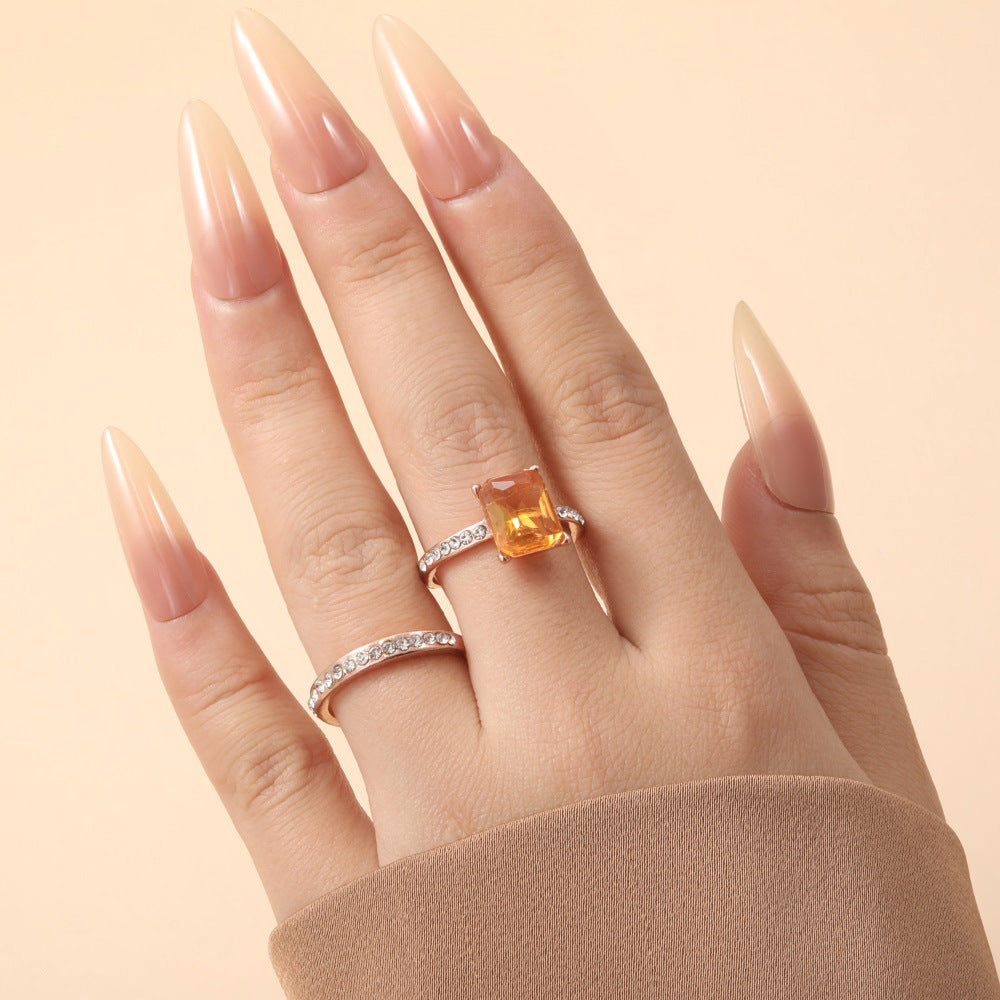 Anillo impresionante para uso diario