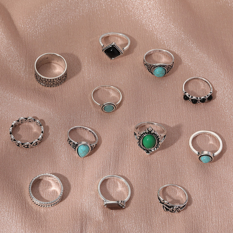 Anillo clásico con encanto atemporal