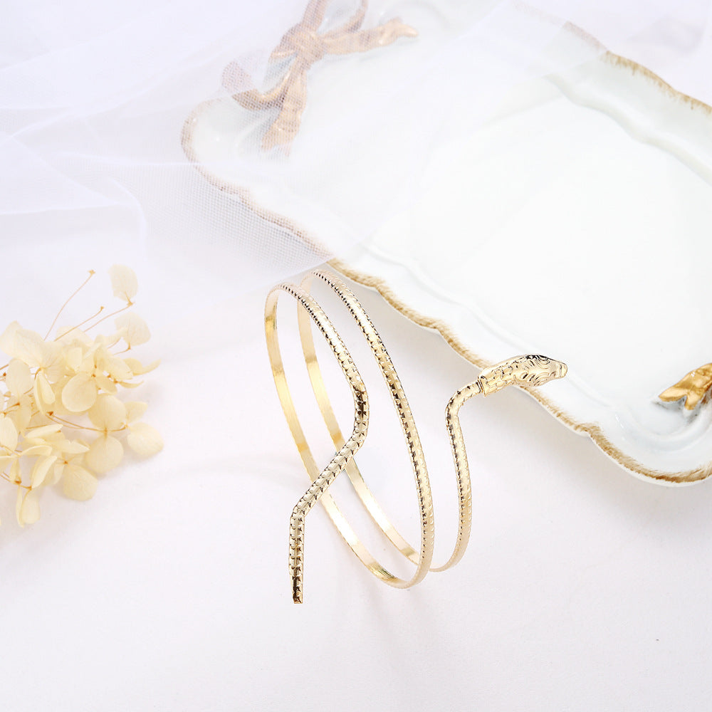 Anillo hermoso con estilo único