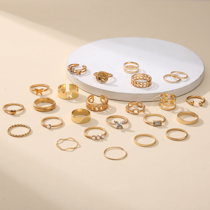 Perla Anillo clásico con encanto atemporal