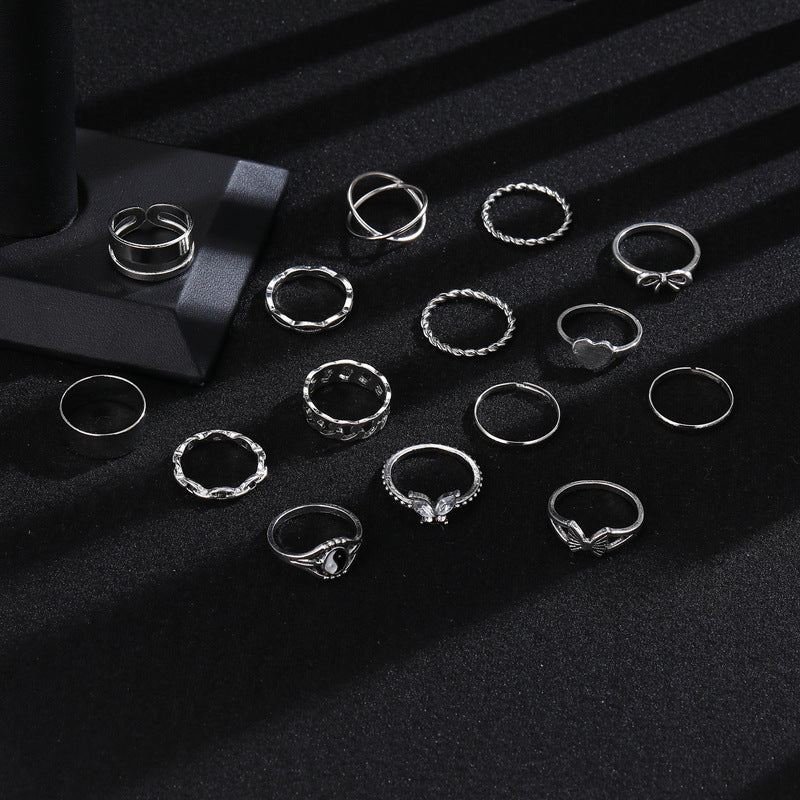 Anillo clásico con encanto atemporal