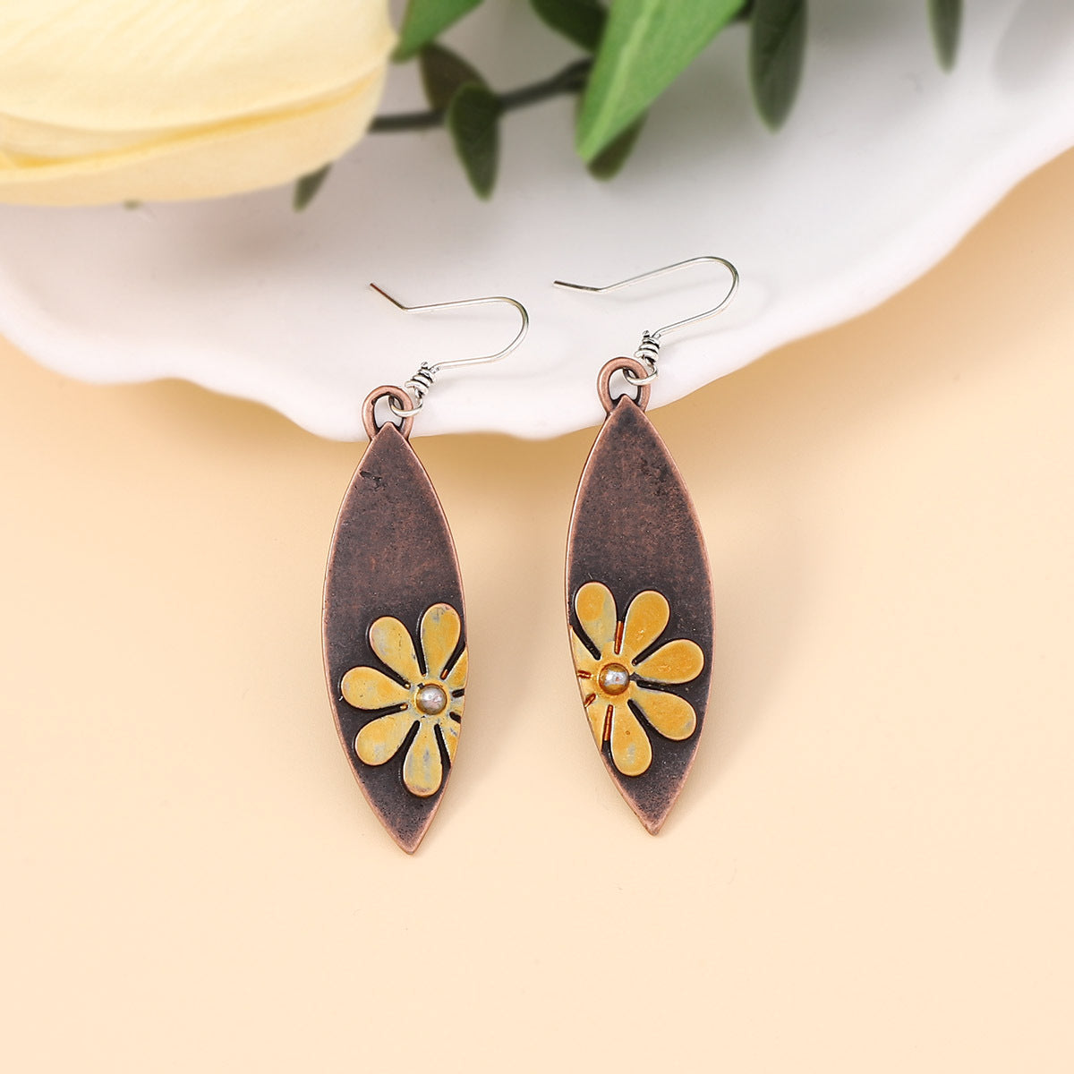 Pendiente artesanal delicado