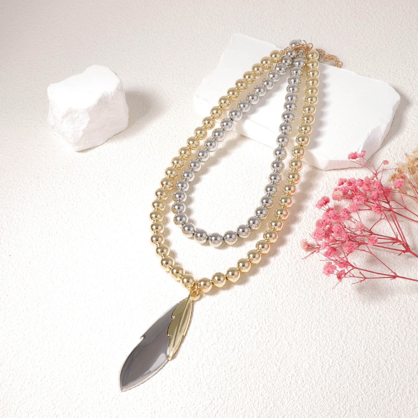 Collar hermoso con estilo único