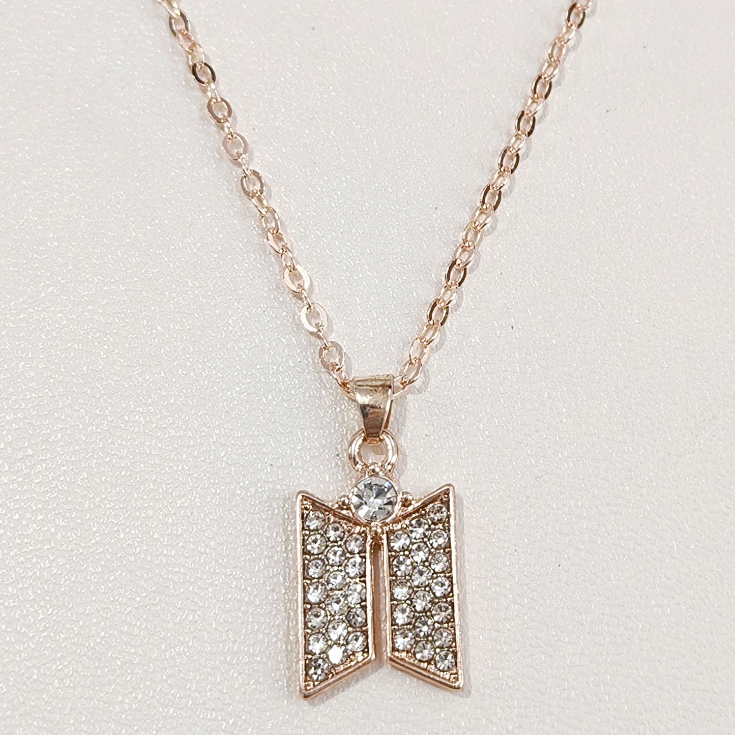 Collar artesanal delicado