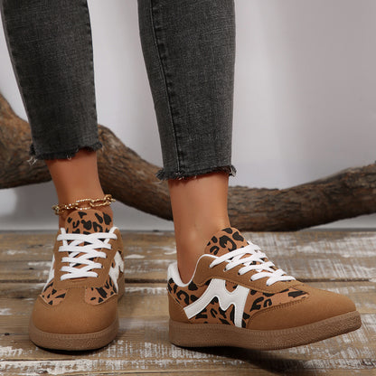 Zapatillas Ortopédicos Elegantes con Look Moderno