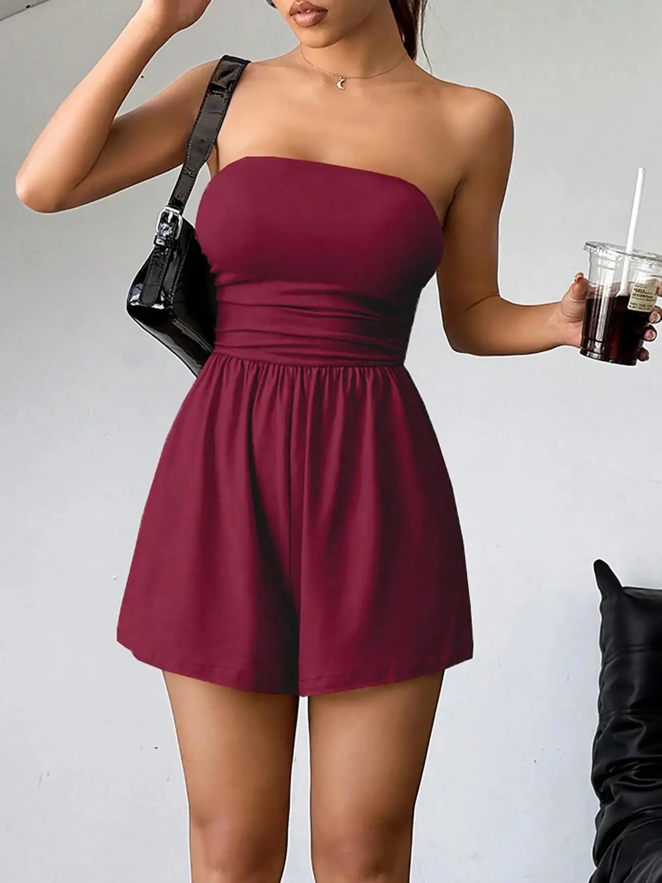 Atrevido y hermoso Traje