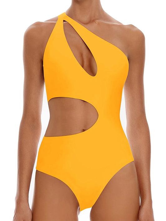 Effortlessly Monokini With a Timeless Design