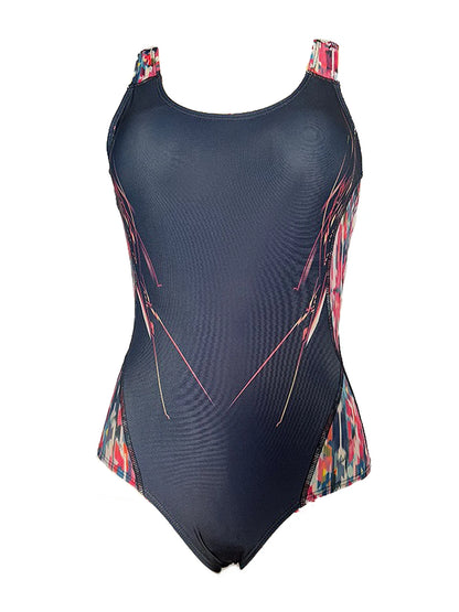 Finely Styled Swimsuit With a Classic Look