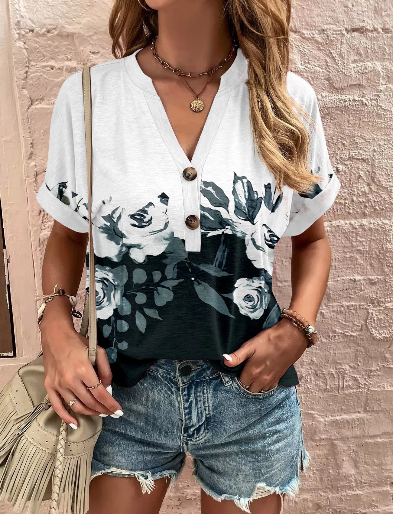Fresco y femenino Camisa