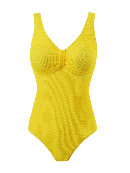 Finely Styled Monokini With a Classic Look