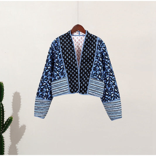 CM | Elegante abrigo de verano estampado