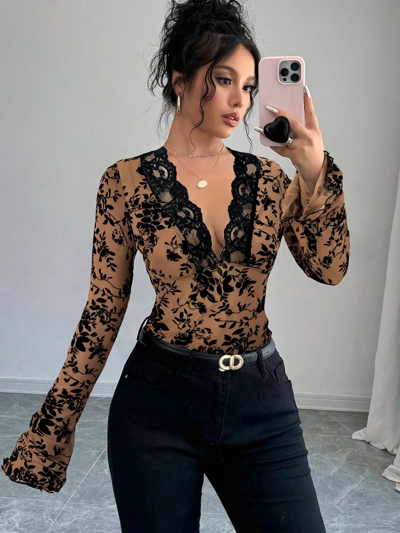 Sutil y elegante Camisa