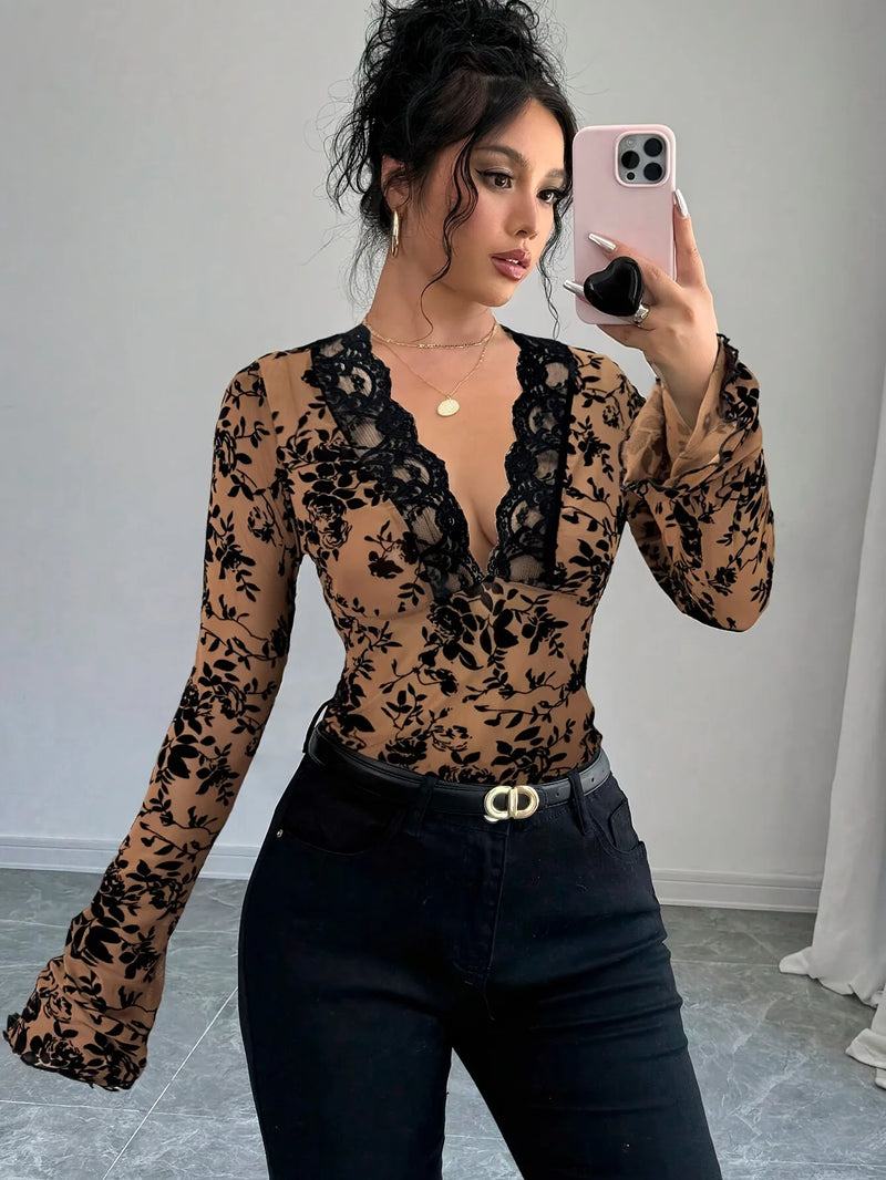 Sutil y elegante Camisa