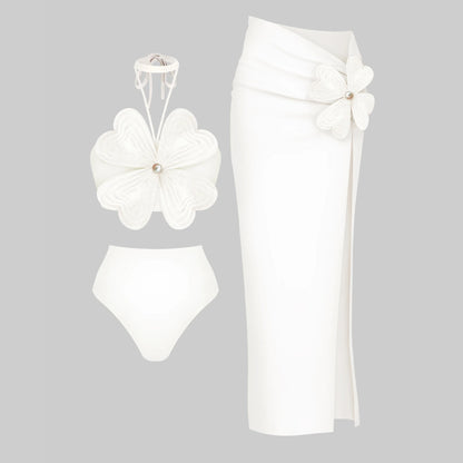 Casually Bikini With a Refined Edge