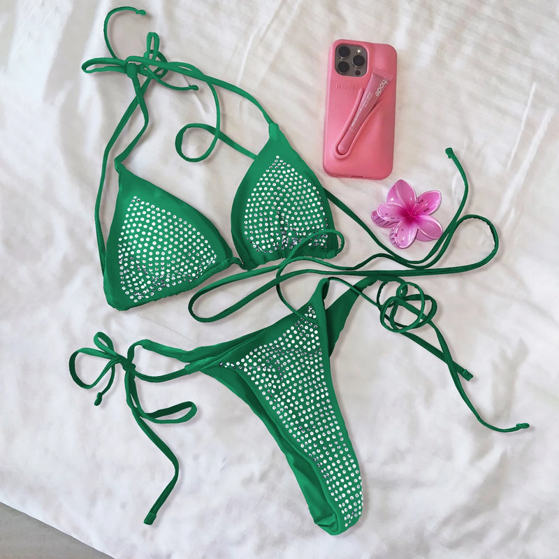 Beautifully Finished Bikini in a Timeless Design