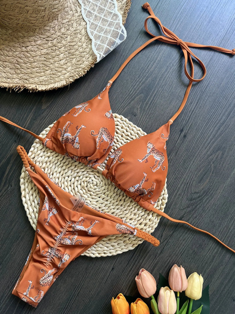 Fluido y fabuloso Bikini