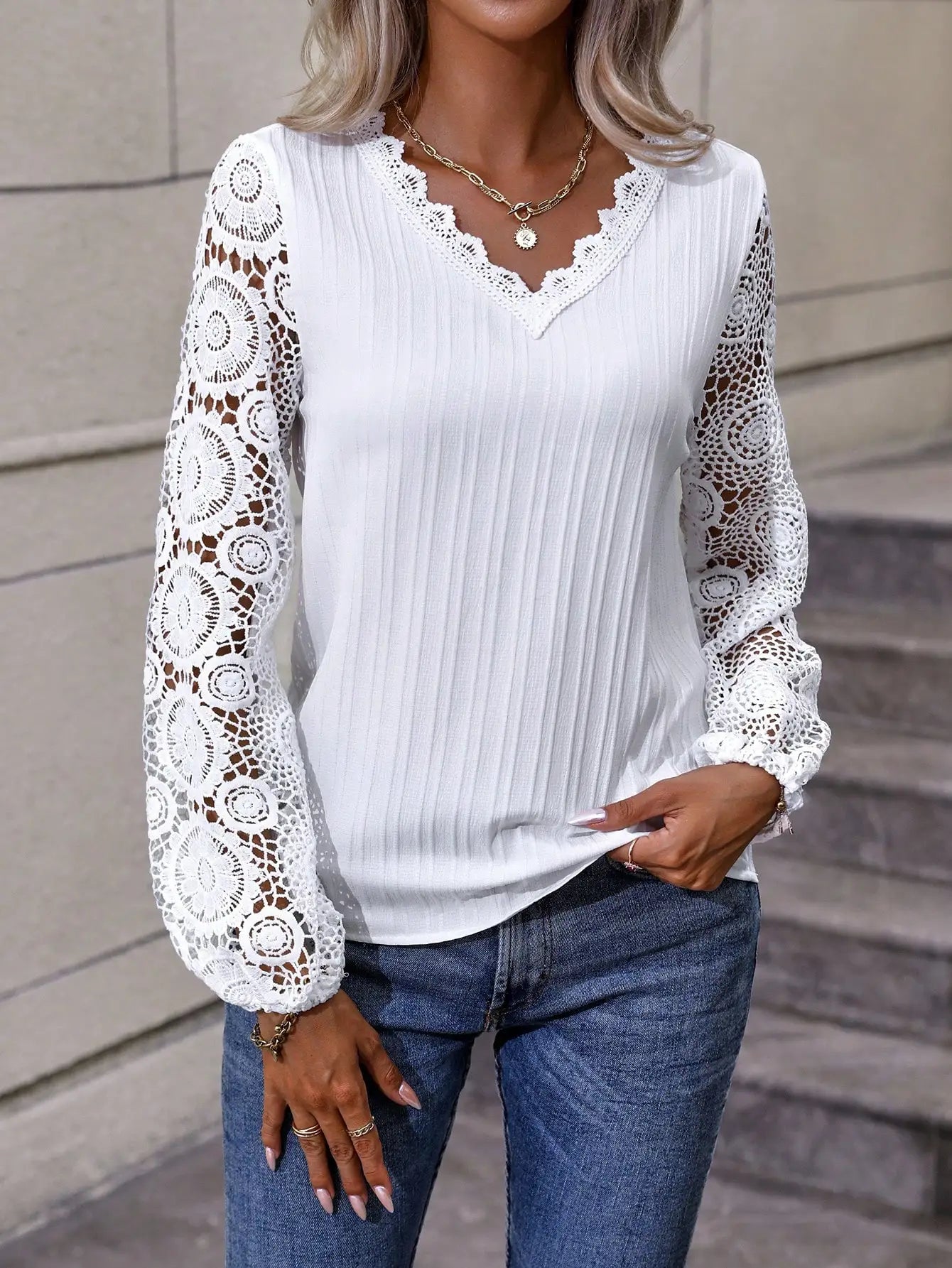 CM | Parte superior hueca con mangas de linterna